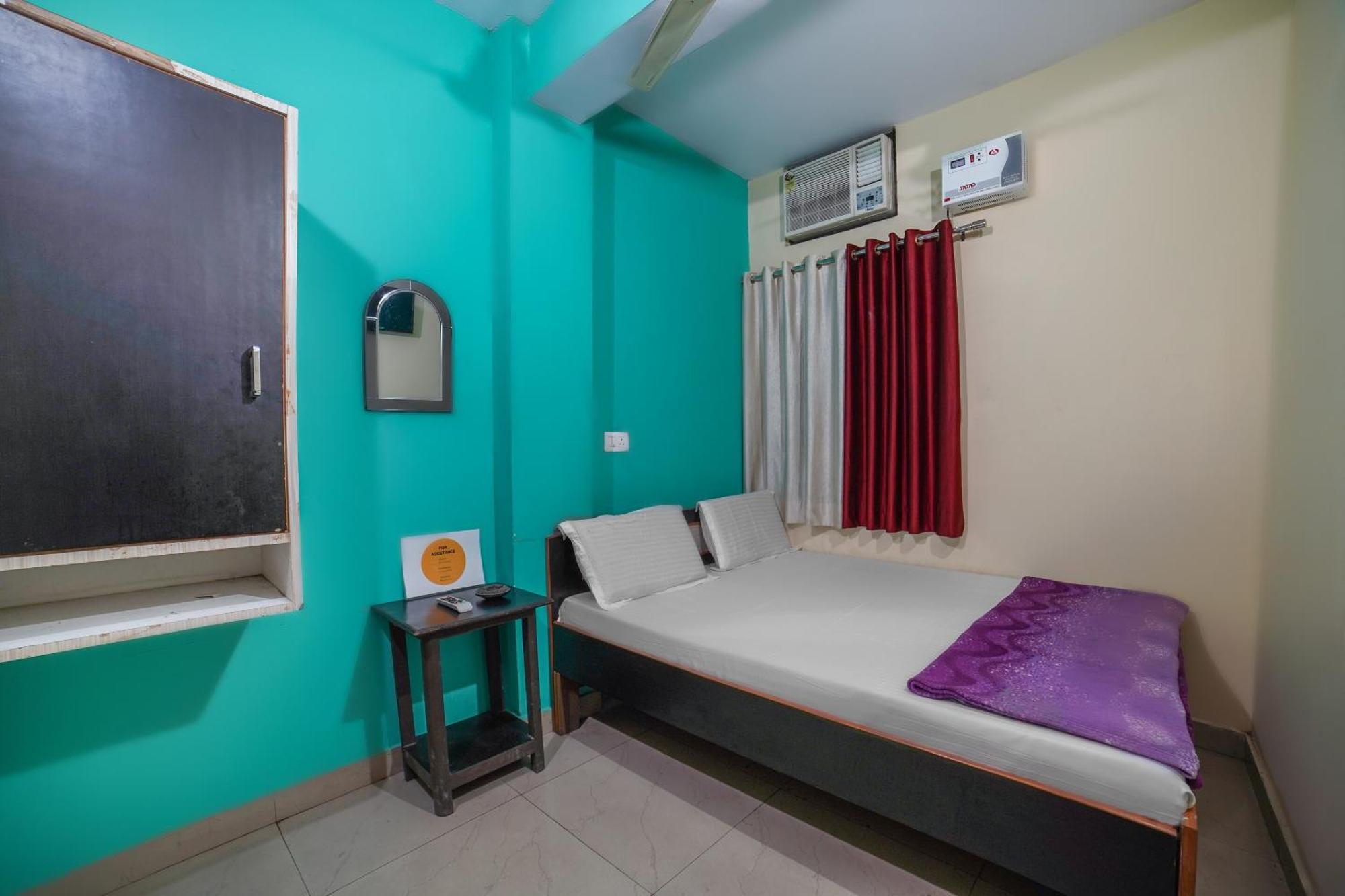 Spot On Komfort Guest House Rudrapur Exterior photo